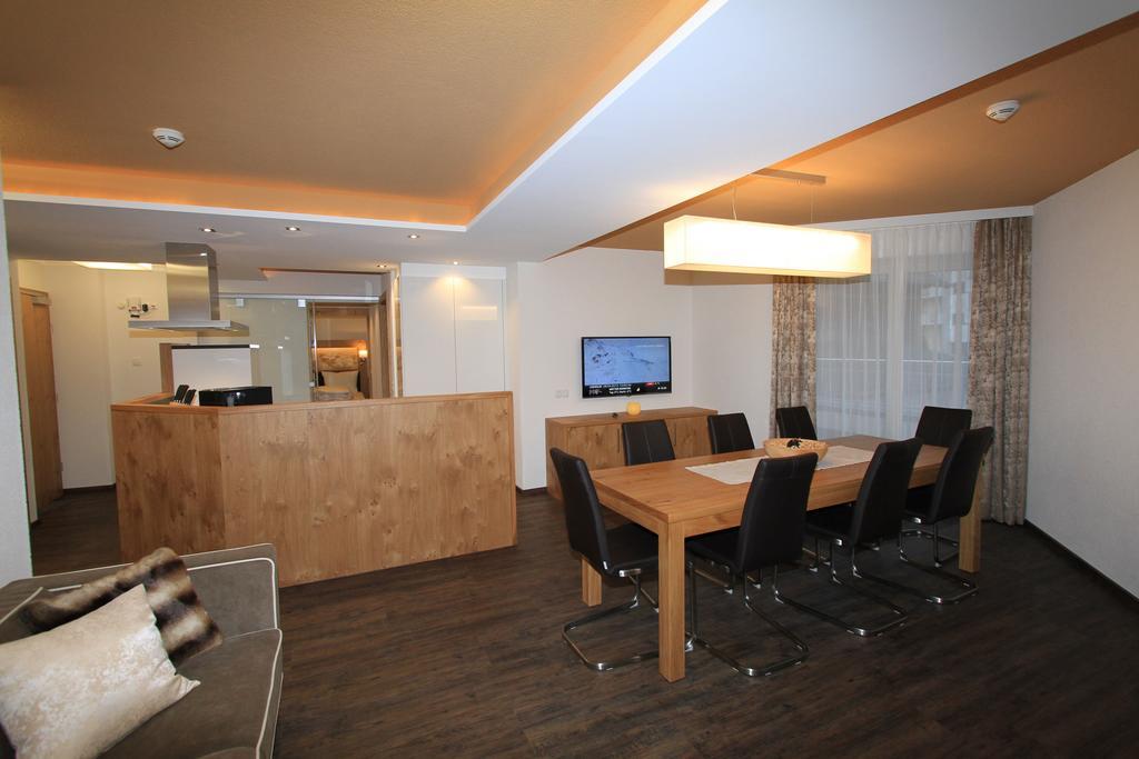 Relax Apartments Ισγκλ Δωμάτιο φωτογραφία